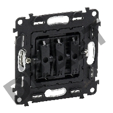 Выключатель трехклавишный 10АХ 250В. Винтовые зажимы