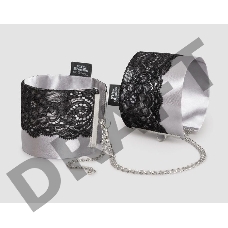 Сатиновые наручники с кружевом Play Nice