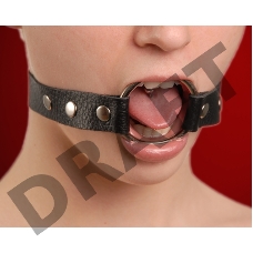 Кляп-кольцо на черных кожаных ремешках Кляп-кольцо на черных кожаных ремешках